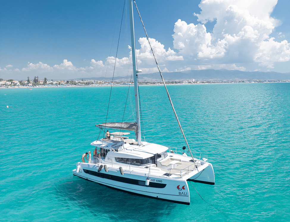 Escursioni in Barca a vela e Catamarano con partenza da Cagliari